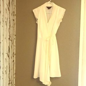 Stunning Guess by Marciano wrap 👗 dress!